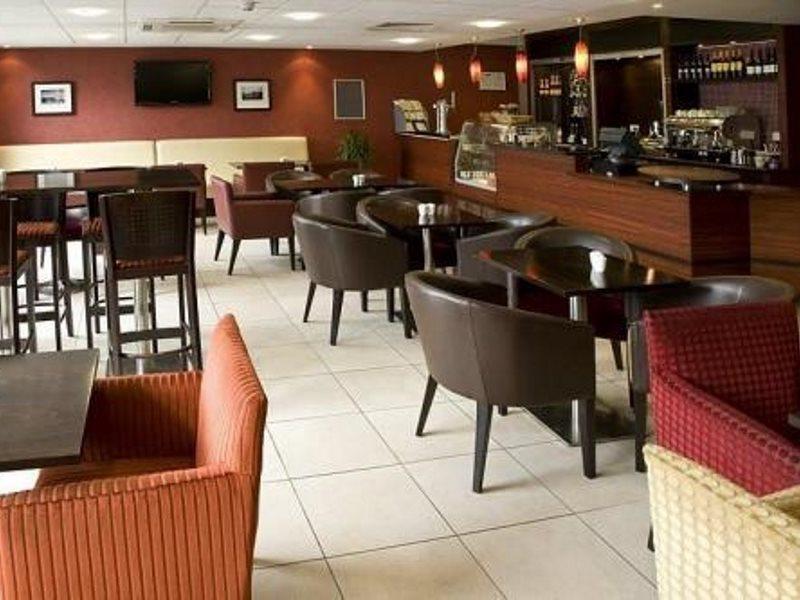 Premier Inn London City - Aldgate エクステリア 写真